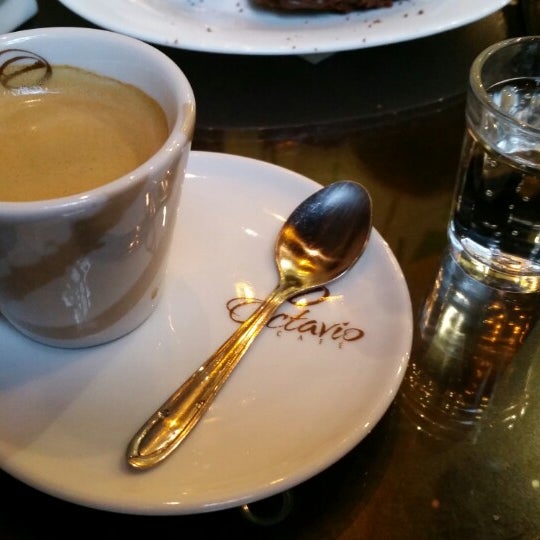 Photo taken at Espresso Mogiana Café by Felipe B. on 6/14/2014