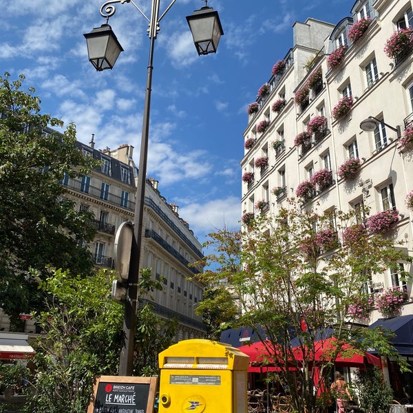 8/22/2023 tarihinde Jimi T.ziyaretçi tarafından BREIZH Café Odéon | La Crêpe Autrement'de çekilen fotoğraf