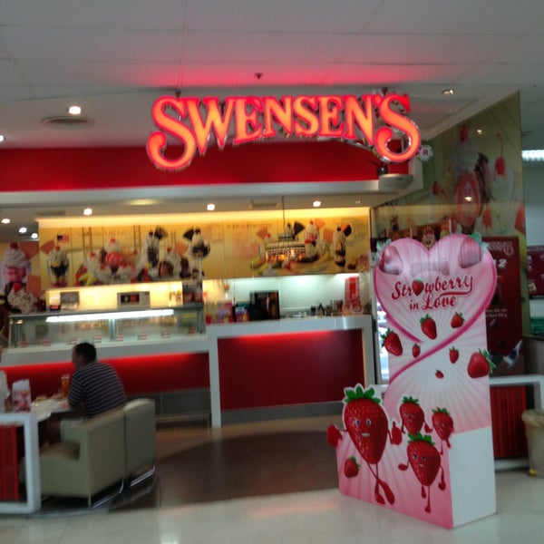 Swensen's (สเวนเซ่นส์) Ice Cream Shop