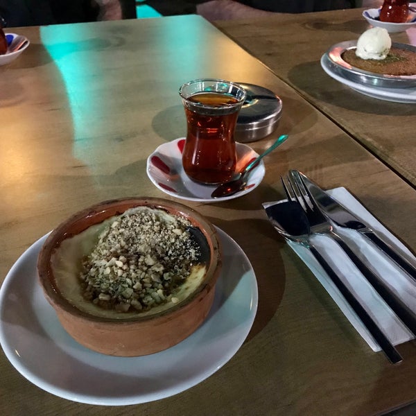 Das Foto wurde bei Göl Balık Restaurant von Mahsa T. am 7/18/2022 aufgenommen