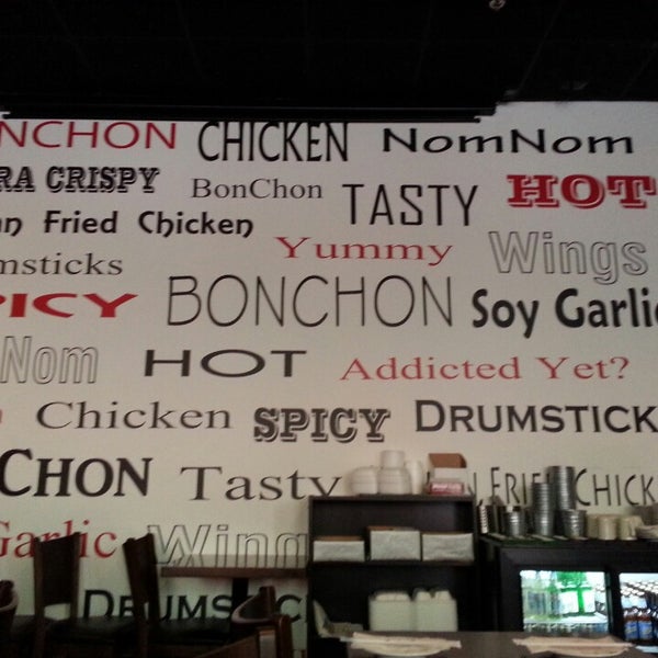 Photo prise au Bonchon Chicken par Kim le6/28/2013