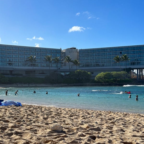 Photo taken at Turtle Bay Resort by Stephanie F. on 12/13/2023