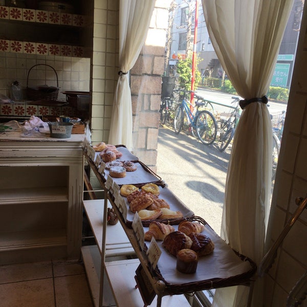 Кафе кондитерская la petite Boulangerie