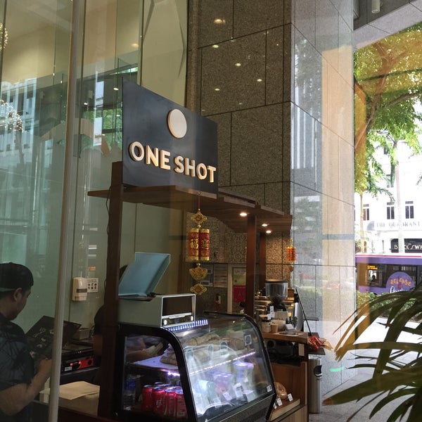 รูปภาพถ่ายที่ One Shot Coffee โดย Yosuke H. เมื่อ 2/9/2015