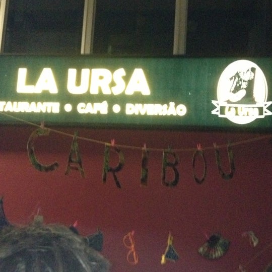 รูปภาพถ่ายที่ La Ursa โดย Vicente R. เมื่อ 12/9/2012