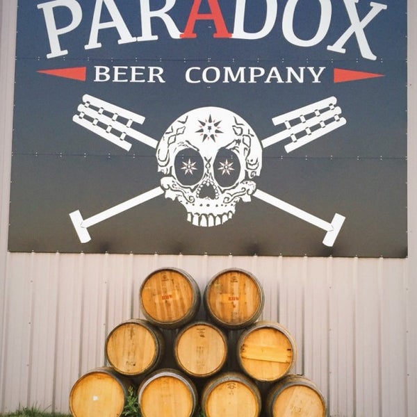 รูปภาพถ่ายที่ Paradox Beer Company โดย Joanna C. เมื่อ 7/30/2016