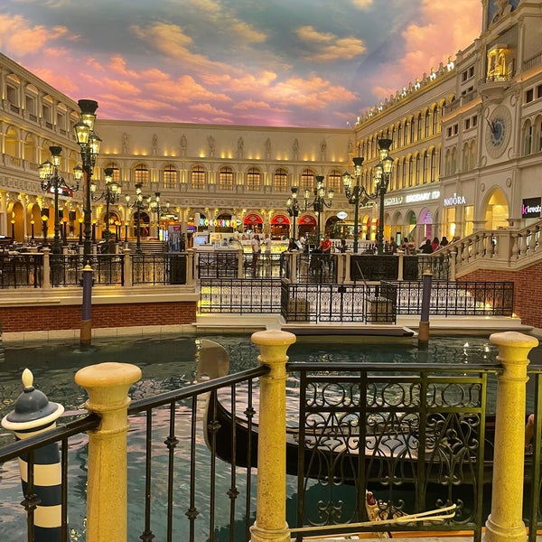 Foto tirada no(a) The Venetian Resort Las Vegas por Dan L. em 11/5/2023