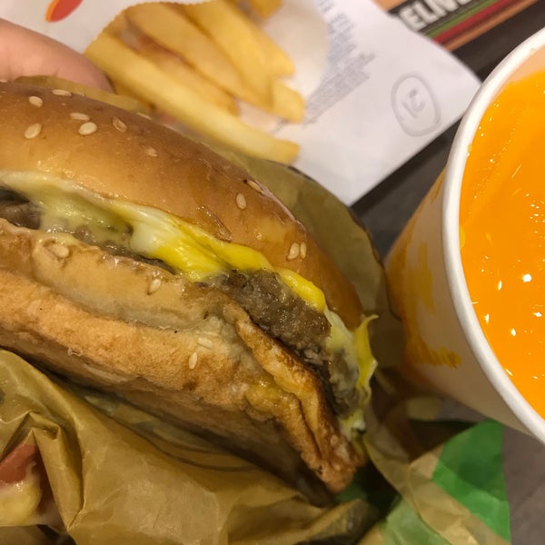 Burger King Fast Food Restaurant in Iloilo City