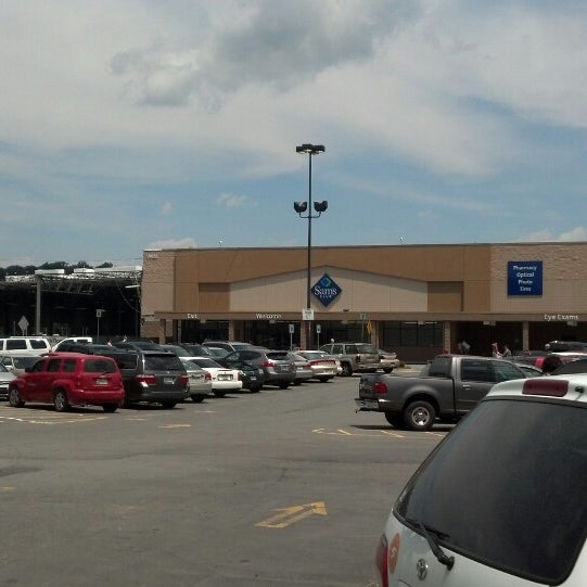 Photos at Sam's Club 7 tips from 1019 visitors