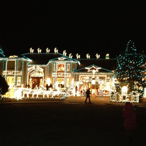 Broomfield Christmas Lights 2022 Tin Cup House - Broomfield, Co