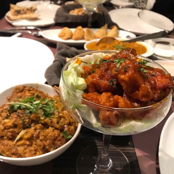 Das Foto wurde bei Dilli Restaurant von Shrouq .. am 1/14/2018 aufgenommen