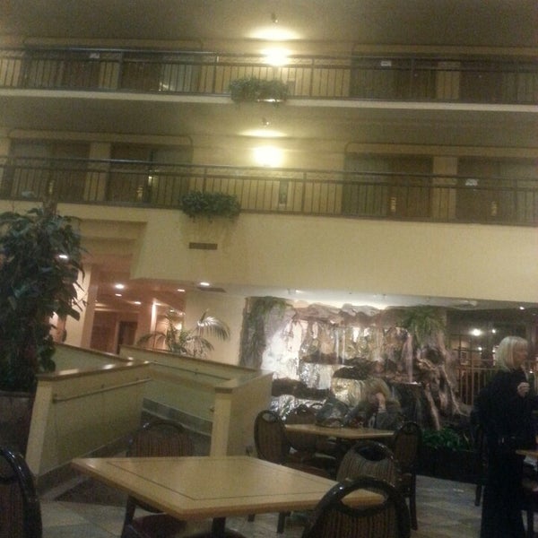 Photo taken at Embassy Suites by Hilton by Dennis J. on 1/16/2014