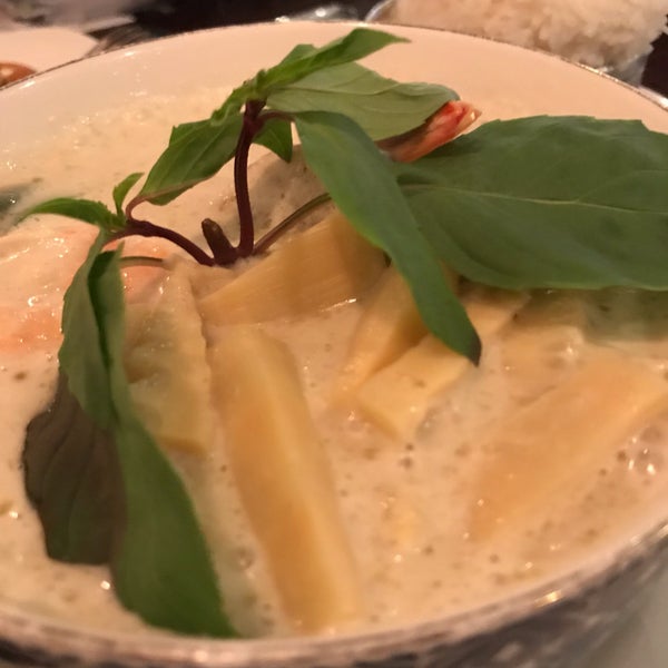 Foto scattata a Ayara Thai Cuisine da Kaname M. il 1/30/2019