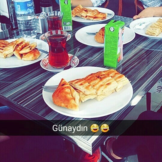 Hamidiye Nur Börek Salonu Hamidiye'de Aperatif Mekanı