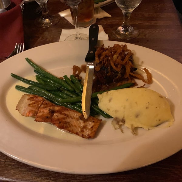 Photo taken at Ivar&#39;s Salmon House by Eric B. on 9/16/2019