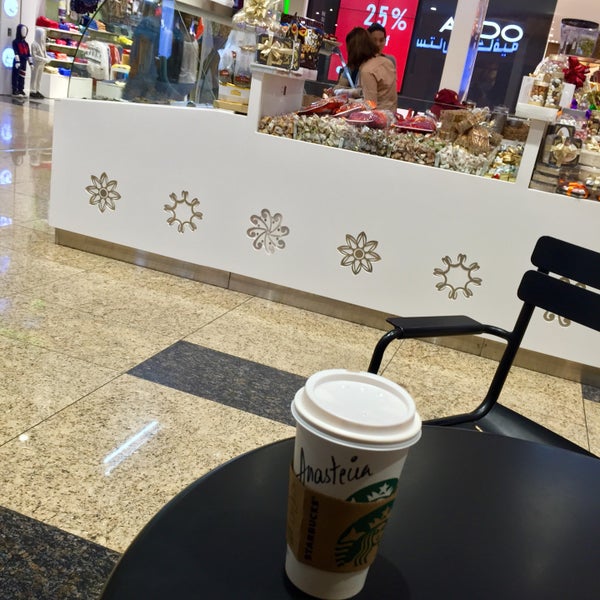 Foto scattata a Starbucks da Anastasia   il 10/19/2015