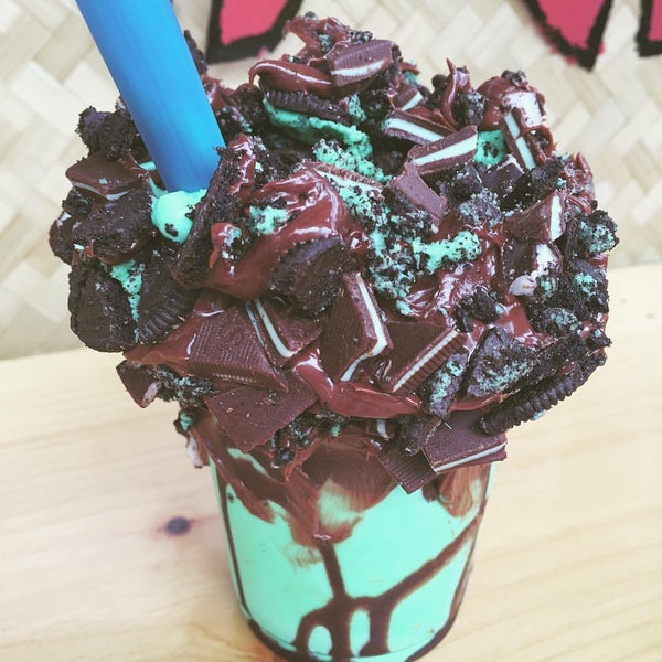 Volcano Shakes Downtown Honolulu Honolulu, HI