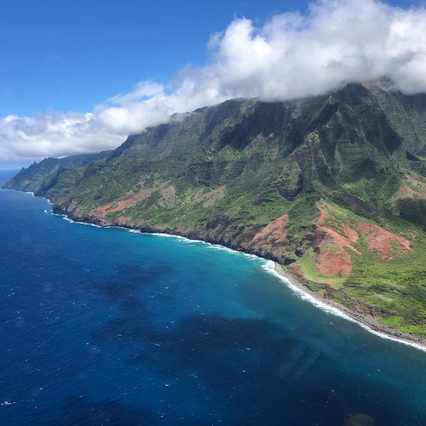 5/12/2019에 Kimberly C.님이 Island Helicopters Kauai에서 찍은 사진
