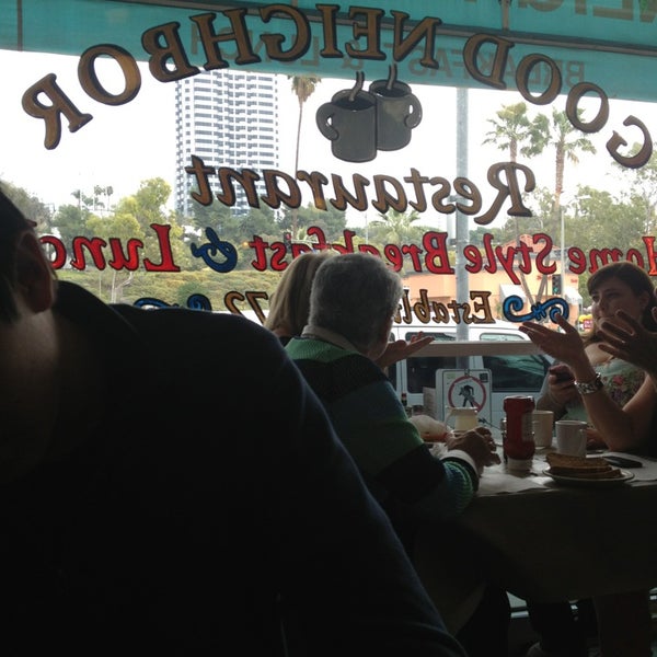 3/7/2013 tarihinde Ana L.ziyaretçi tarafından Good Neighbor Restaurant'de çekilen fotoğraf