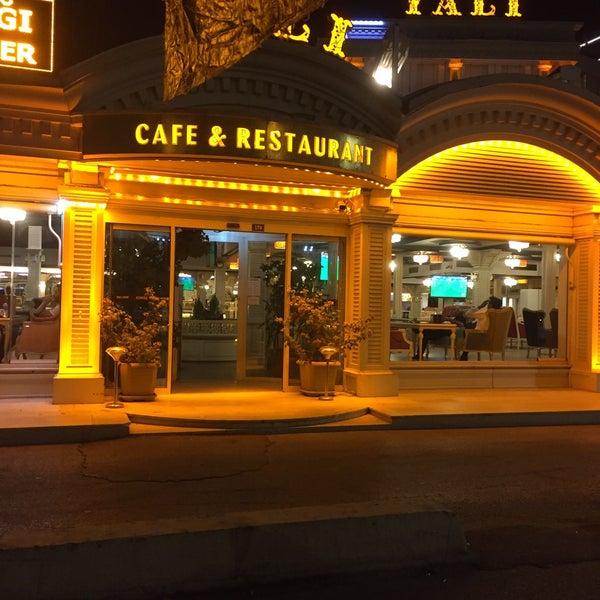 9/28/2020 tarihinde Gökhan T.ziyaretçi tarafından Yalı Cafe &amp; Restaurant'de çekilen fotoğraf
