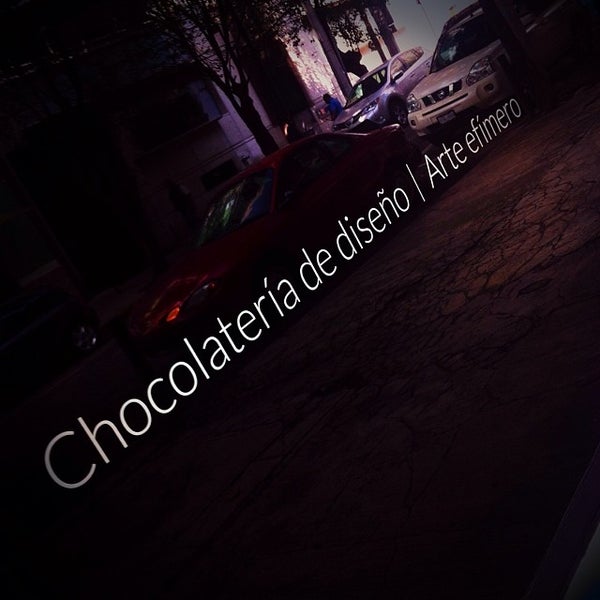 Foto tirada no(a) dolcenero-chocolatería de diseño I arte efímero por Daniel M. em 12/11/2013