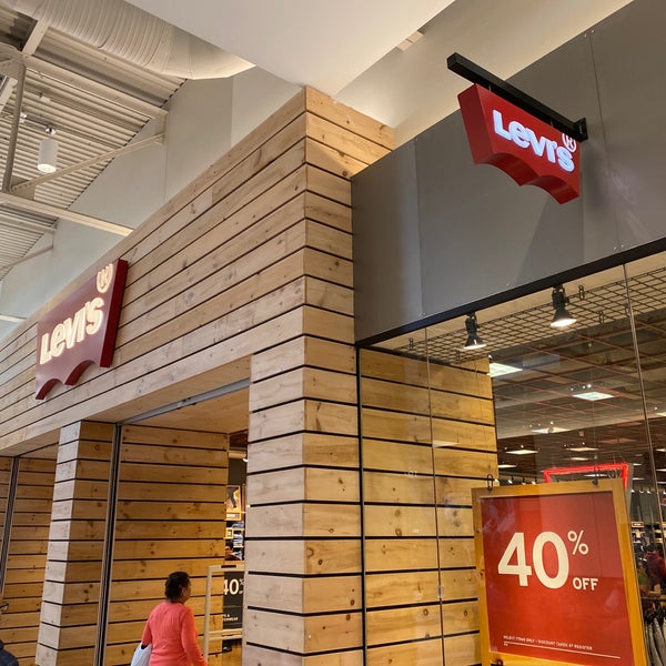 Levi's Outlet Store - Clothing Store in Milpitas