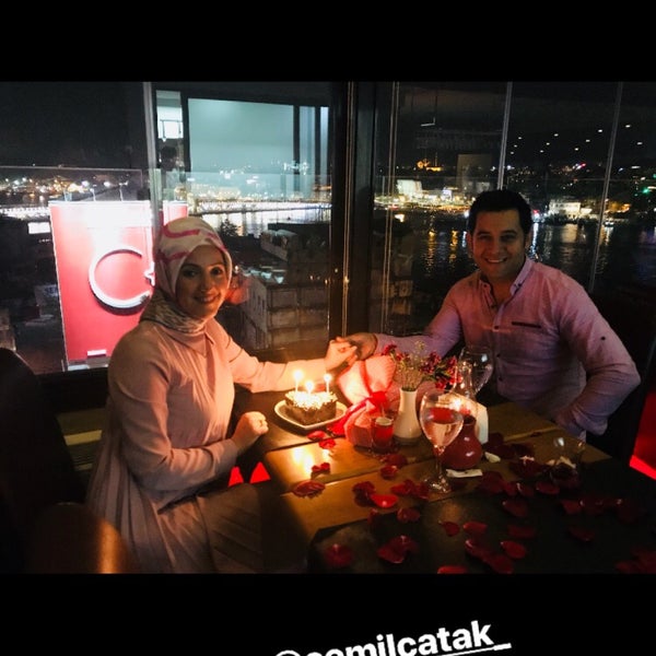 Das Foto wurde bei Peninsula Teras Restaurant von Tuğba M. am 5/10/2018 aufgenommen