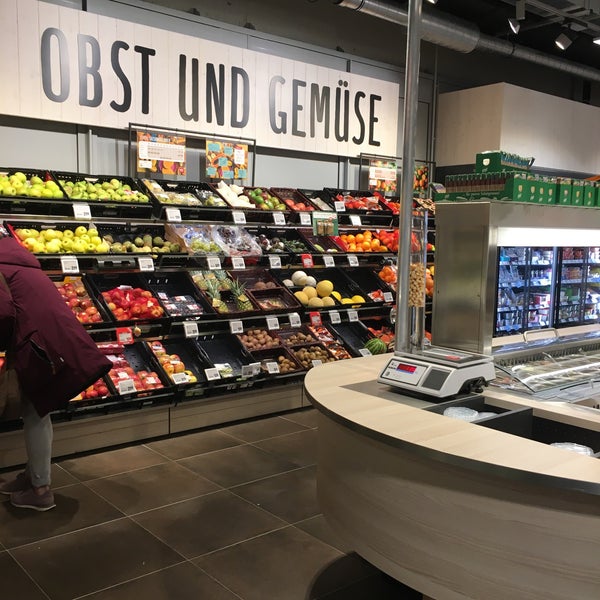 Rewe Supermarkt In Sudstadt