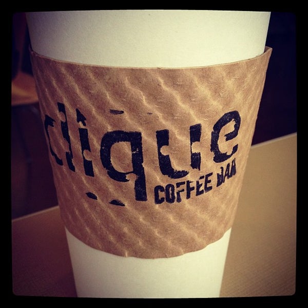 11/26/2012にMichael Y.がClique Coffee Barで撮った写真