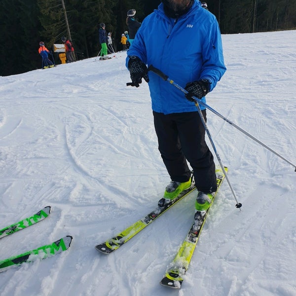 1/31/2020 tarihinde Jeroen E.ziyaretçi tarafından Skiliftkarussell Winterberg'de çekilen fotoğraf