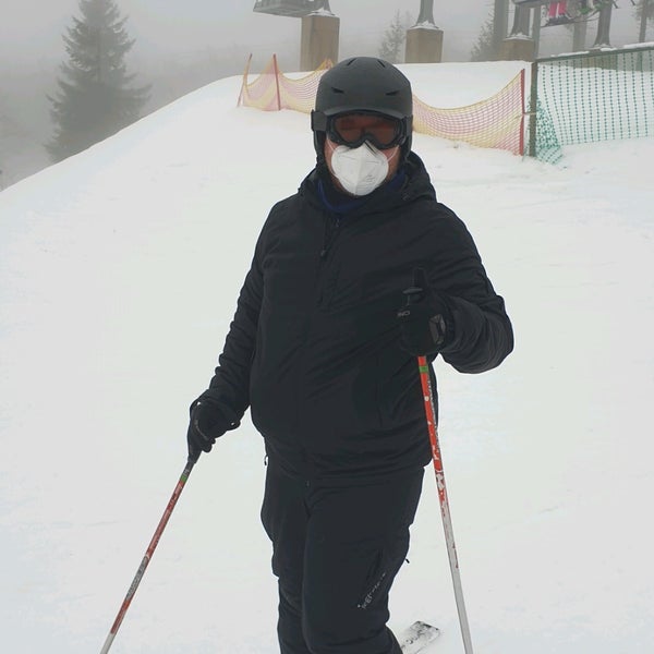 1/29/2022 tarihinde Jeroen E.ziyaretçi tarafından Skiliftkarussell Winterberg'de çekilen fotoğraf
