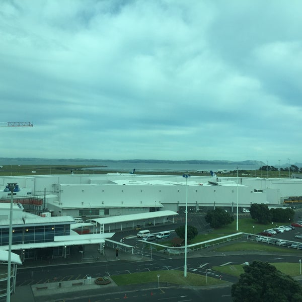 4/15/2016 tarihinde Susan J.ziyaretçi tarafından Novotel Auckland Airport'de çekilen fotoğraf
