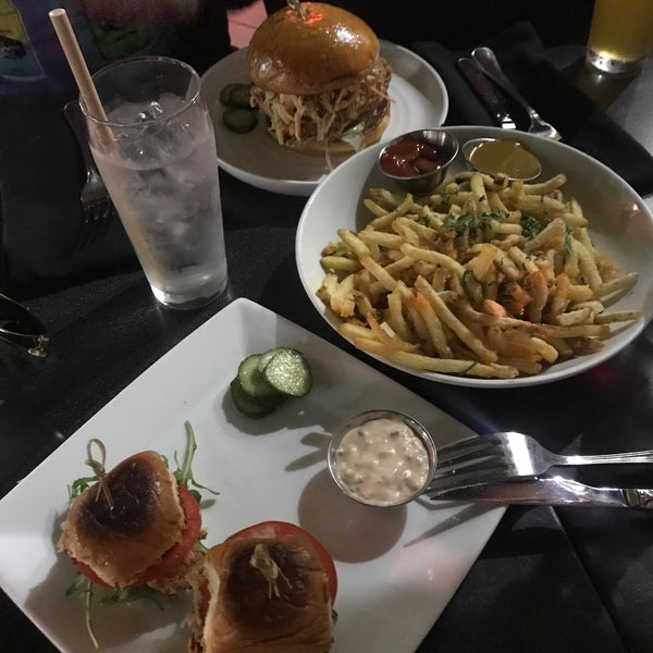 Photo taken at The Misfit Restaurant + Bar by Yasaman M. on 10/20/2019