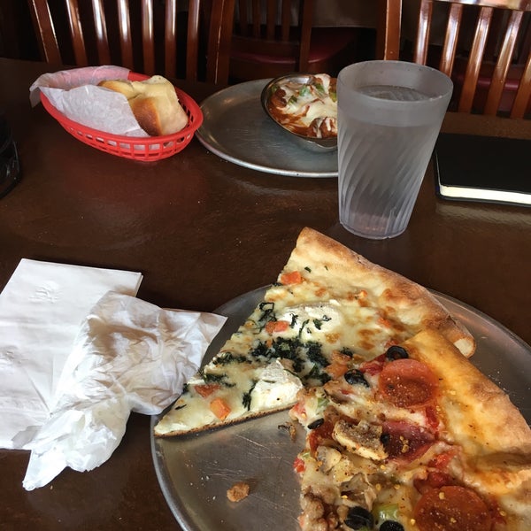 Pizza was cold & bread was cold ; cold spot when I bit into it).  Plus the restaurant had a smell of sewage and there was a fly that came to join me at my table.