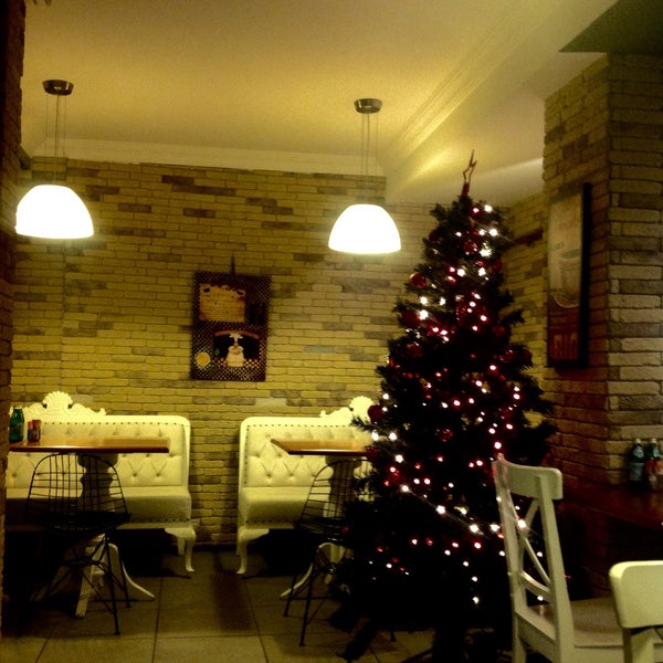12/26/2014 tarihinde Handé S.ziyaretçi tarafından Dclock Coffee'de çekilen fotoğraf
