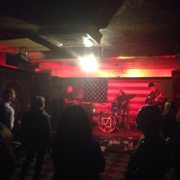 Gooski's Dive Bar in Pittsburgh