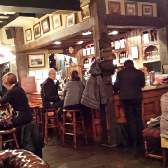 10/11/2013 tarihinde Marek K.ziyaretçi tarafından The Hammersmith Ram'de çekilen fotoğraf