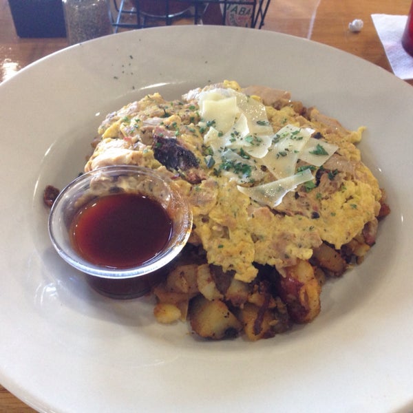The Smokey Scramble is delicious!  Chris was also very nice.  They are very techie here. You pay with Square.