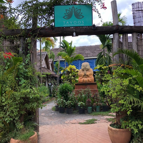 Das Foto wurde bei Tavoos Garden Cafe &amp; Wellness Hub von Siau Hui L. am 10/31/2019 aufgenommen