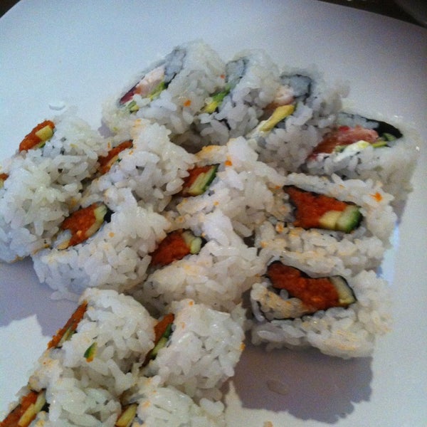 Photo taken at Sushi Shack Japanese Sushi Restaurant by Tom B. on 6/21/2013