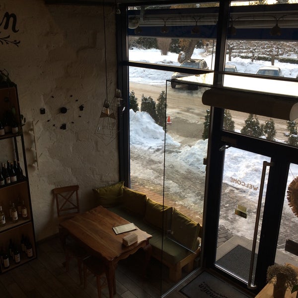 1/21/2019 tarihinde Kira B.ziyaretçi tarafından Rozmarin Café'de çekilen fotoğraf