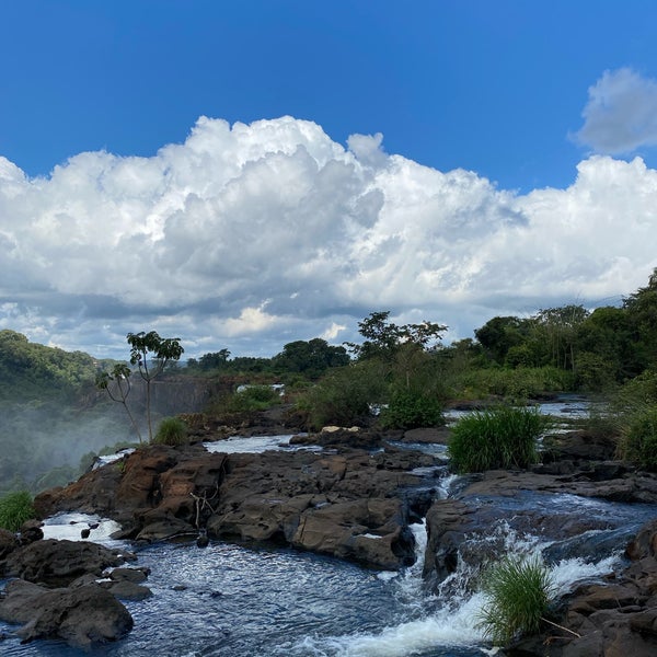 Foto tirada no(a) Parque Nacional Iguazú por Kira B. em 4/14/2023