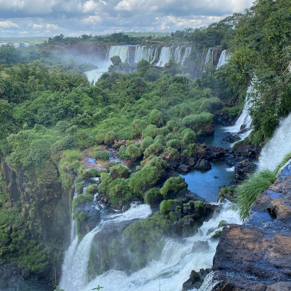 Foto tirada no(a) Parque Nacional Iguazú por Kira B. em 4/14/2023