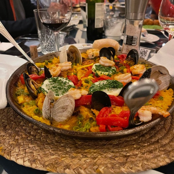 Excelente opción la Paella.. 10/10