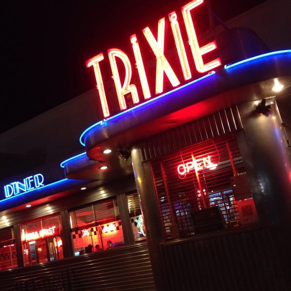 Photo taken at TRIXIE American Diner by Ruben Dario L. on 10/29/2013
