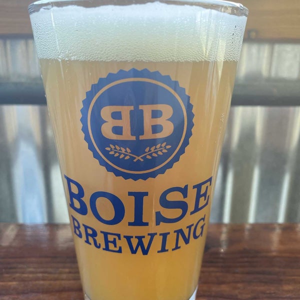 Снимок сделан в Boise Brewing пользователем Kelly A. 9/25/2021