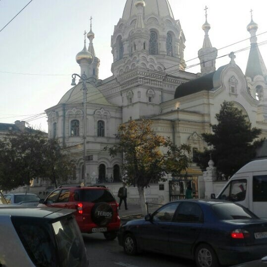 Петра и Павла храм Севастополь фронтон