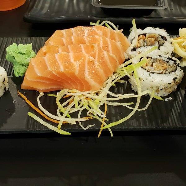 Playa Sushi Centro 13 visitors