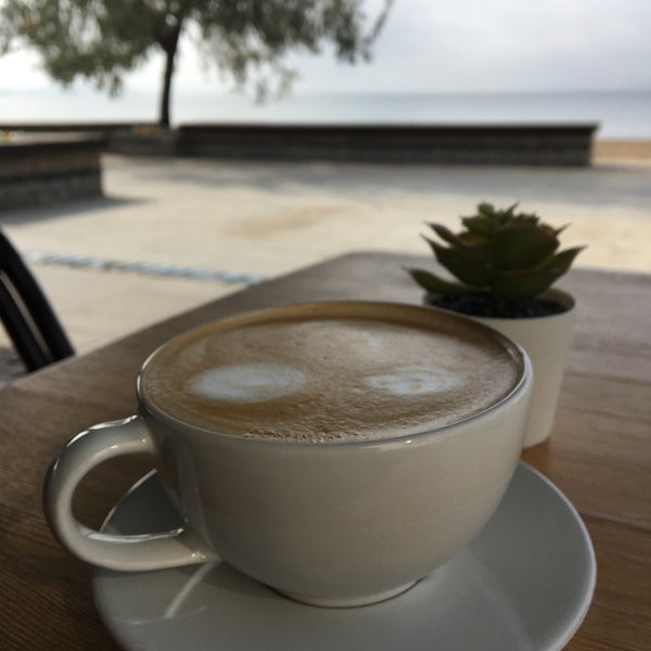 Photo taken at Veranda Coffee &amp; Breakfast by Sena Sezen Ö. on 11/6/2021