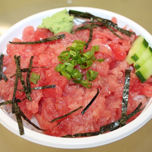 Take's Fish Market Mccully Moiliili 12人の訪問者